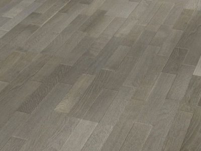 Le parquet contrecollé en chêne le charme naturel du bois, les lames se composent d’un parement du bois noble avec un support en latté à fil croisé