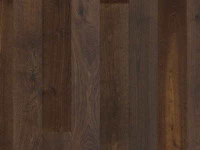 Le revêtement de sol en chêne un produit naturel, respectueux de l'environnement, provenant d'une ressource renouvelable, très résistant, antistatique