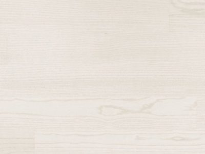 Le parquet contrecollé en frêne le charme naturel du bois, les lames se composent d’un parement du bois noble avec un support en latté à fil croisé