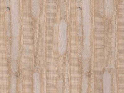 Le parquet contrecollé en chêne le charme naturel du bois, les lames se composent d’un parement du bois noble avec un support en latté à fil croisé